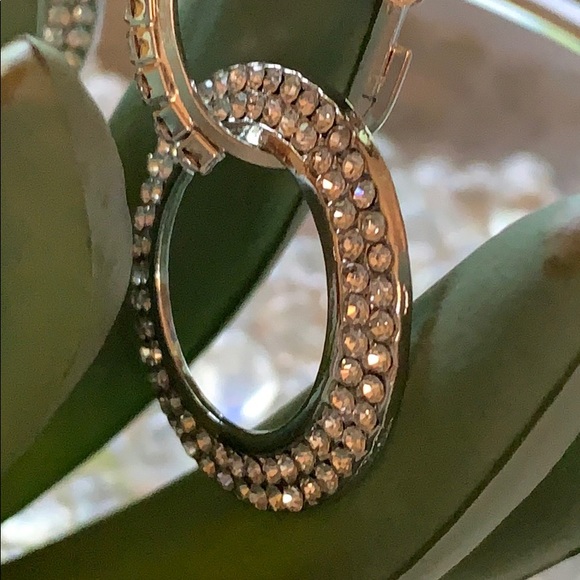 Two part silver tone earrings - Picture 3 of 4